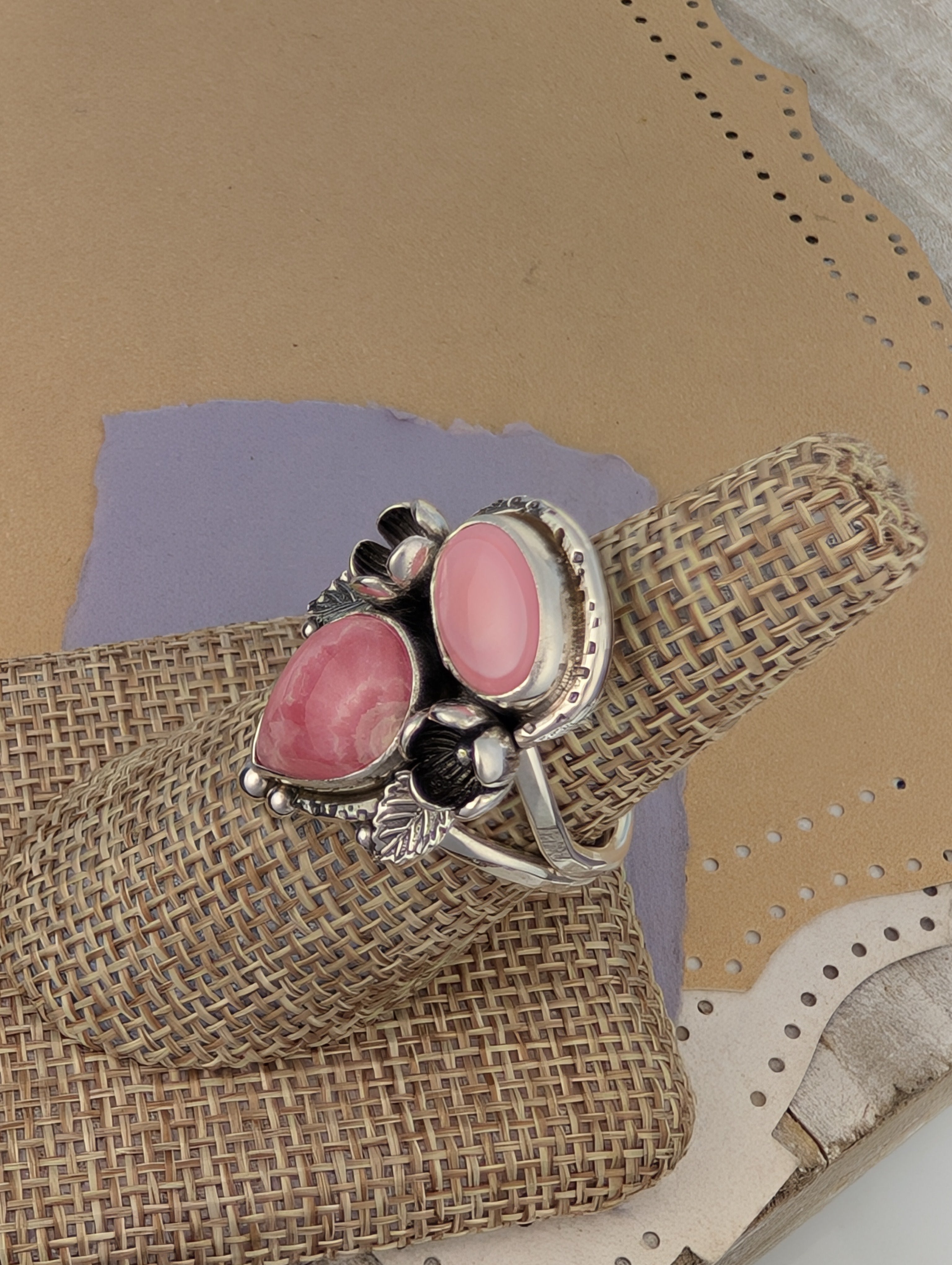 Size 9, Rhodochrosite and Conch Shell Sterling Silver Ring